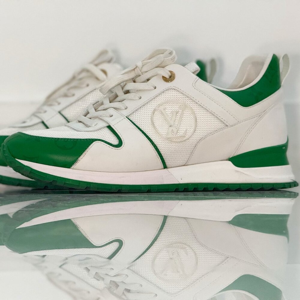 Louis Vuitton Run Away Sneaker White/Green Monogram – Size 41/US Men’s 8 and W10